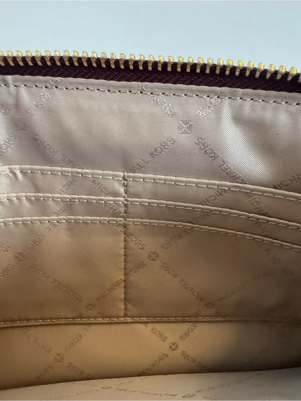 Michael Kors Women’s Jet Set Travel Burgundy Leather Wristlet with Gold Logo - Picture 6 of 9